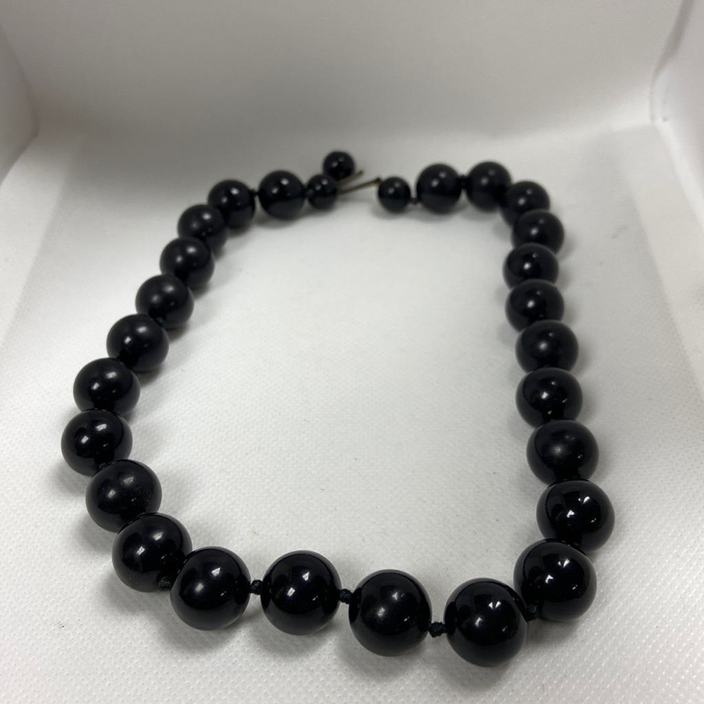 Les Bernard Knotted Black Acrylic Bead Necklace. Clasp Not Original. 18 Inches.
